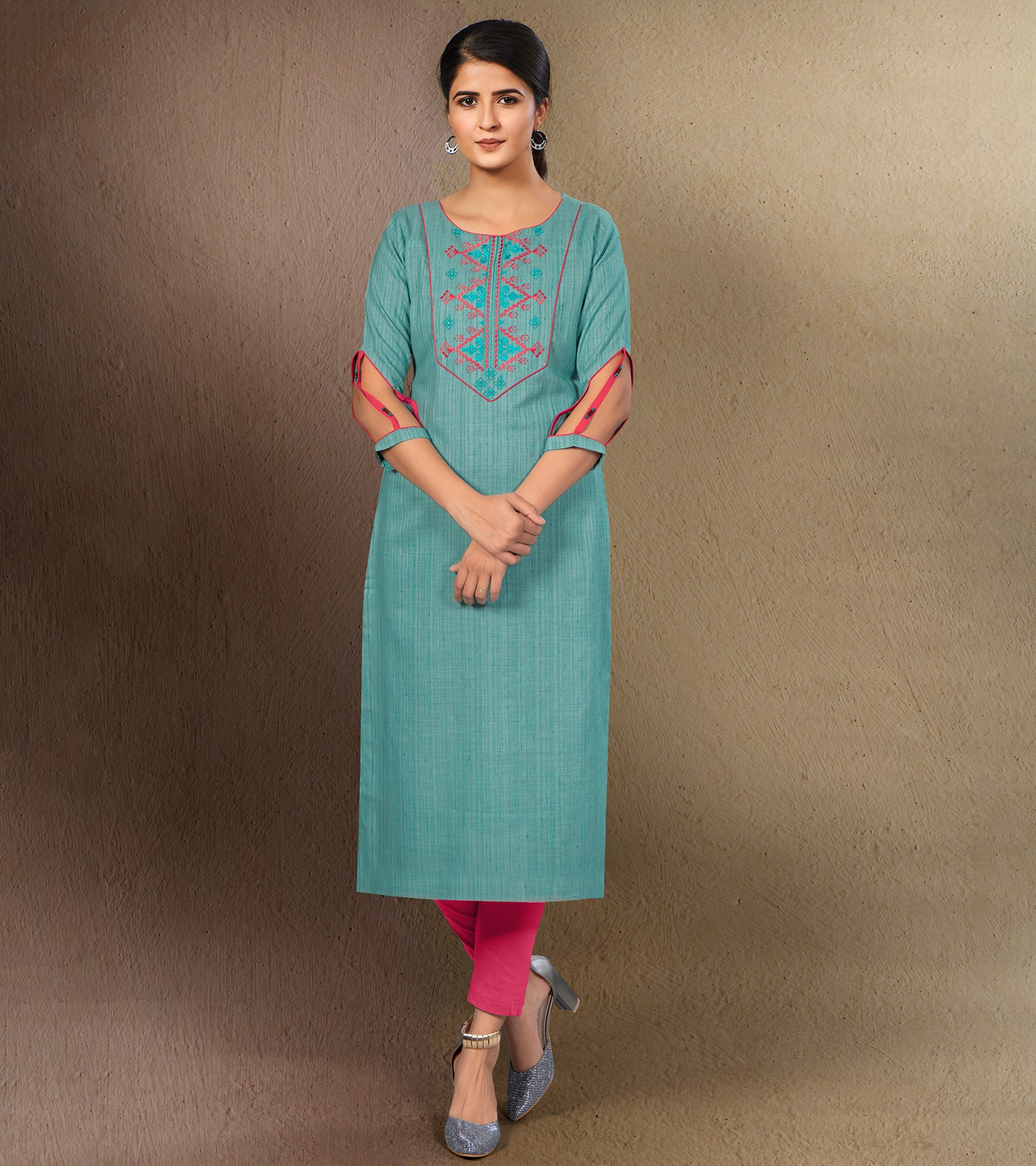 Laxmipati Cotton Sea Green Straight cut Kurti with Stylish Emb Yoke and Mask