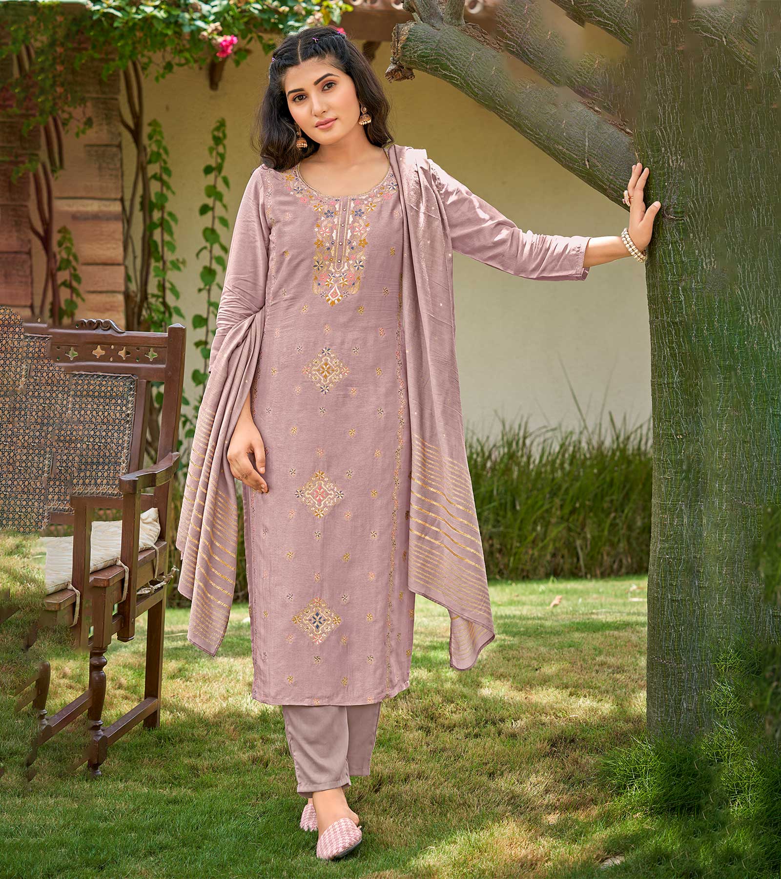 Laxmipati Viscose Opal Purple Viscose Jacquard Kurti With Pant & Dupatta