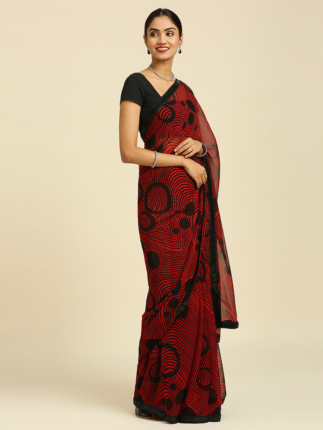 Laxmipati 13472 Georgette Red & Black Sarees