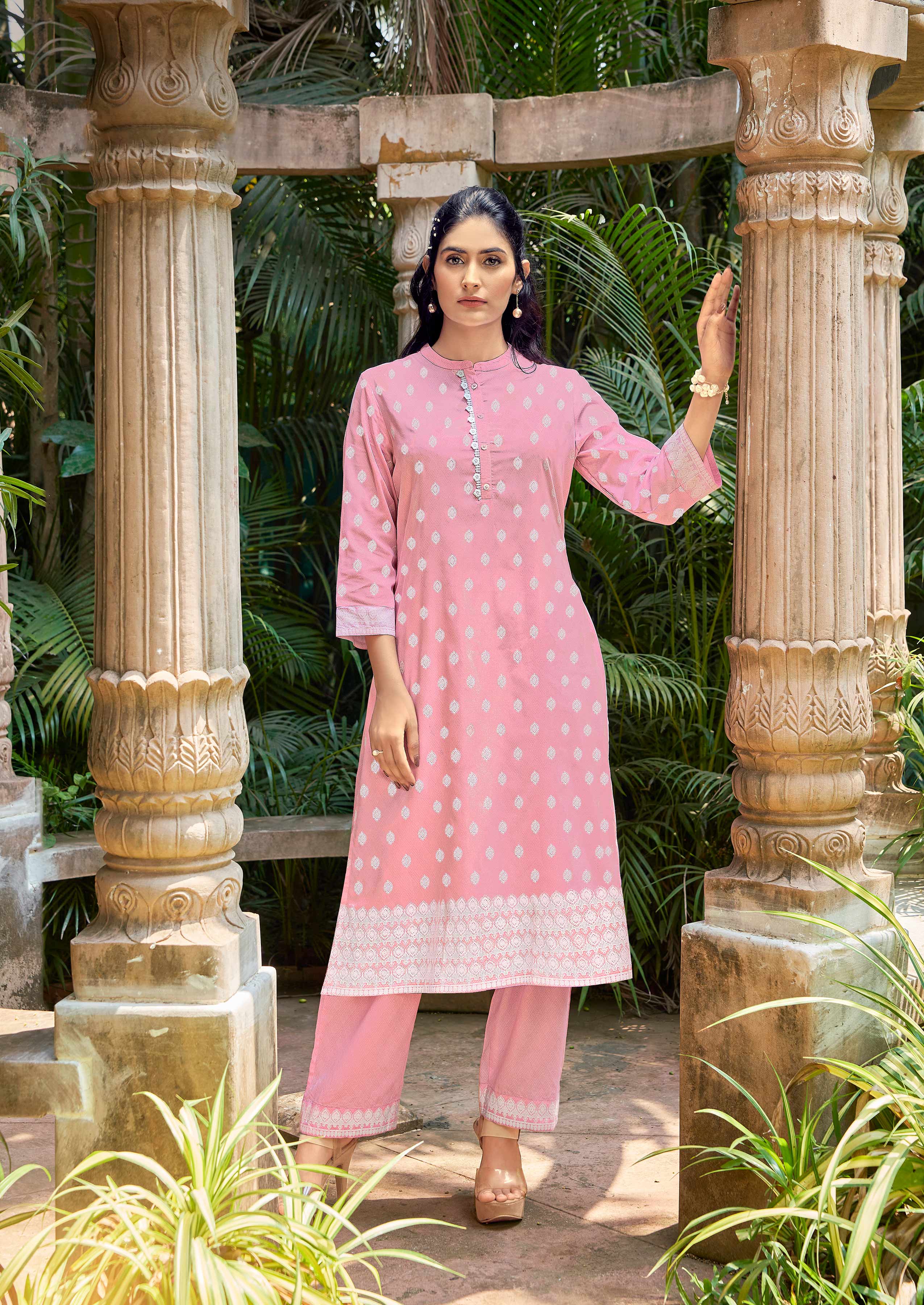 Laxmipati Sindoor Viscos Printed Straight Kurta with Trousers in Pastel Pink Color