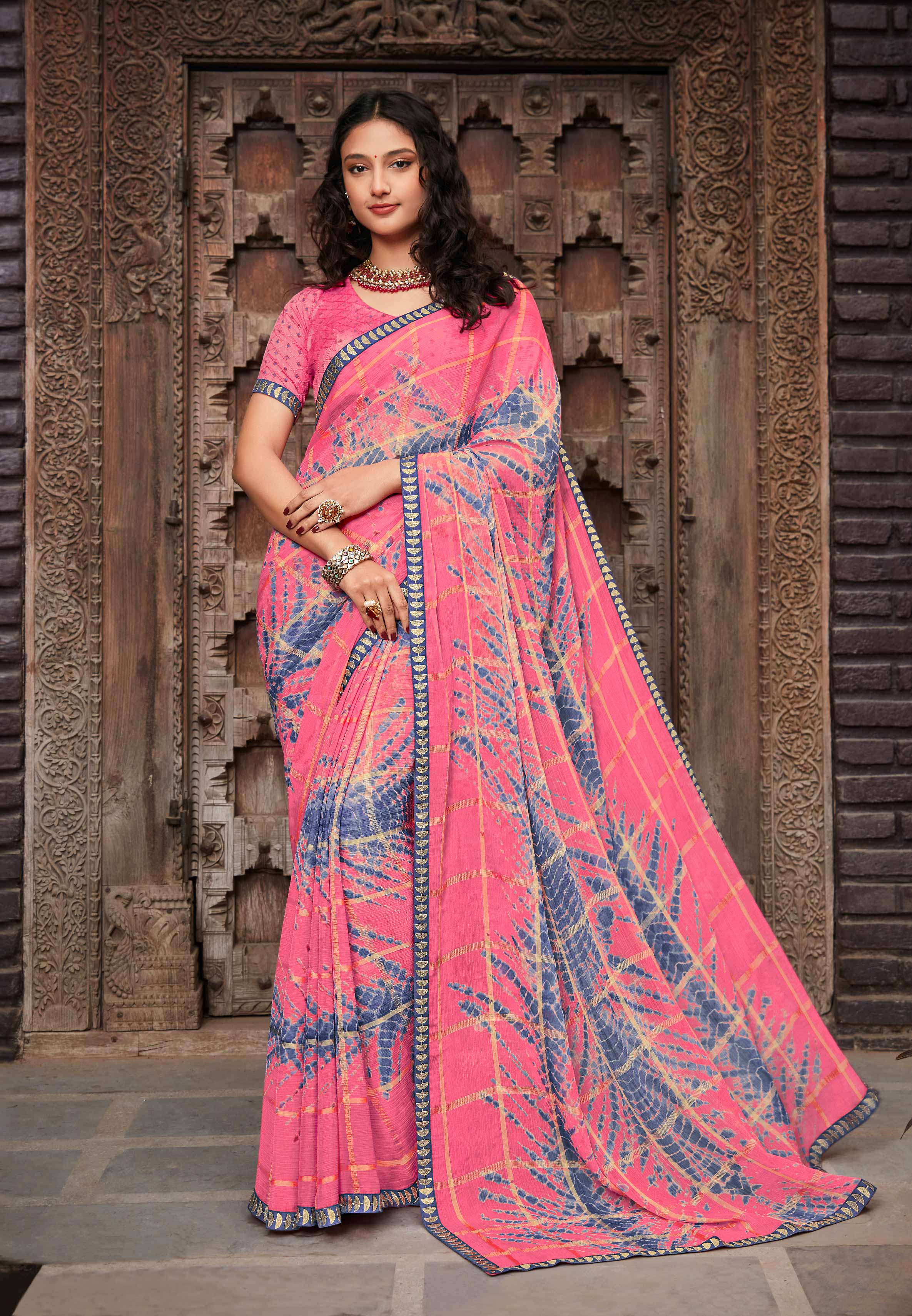 Laxmipati Pink Floral Printed Chiffon Saree