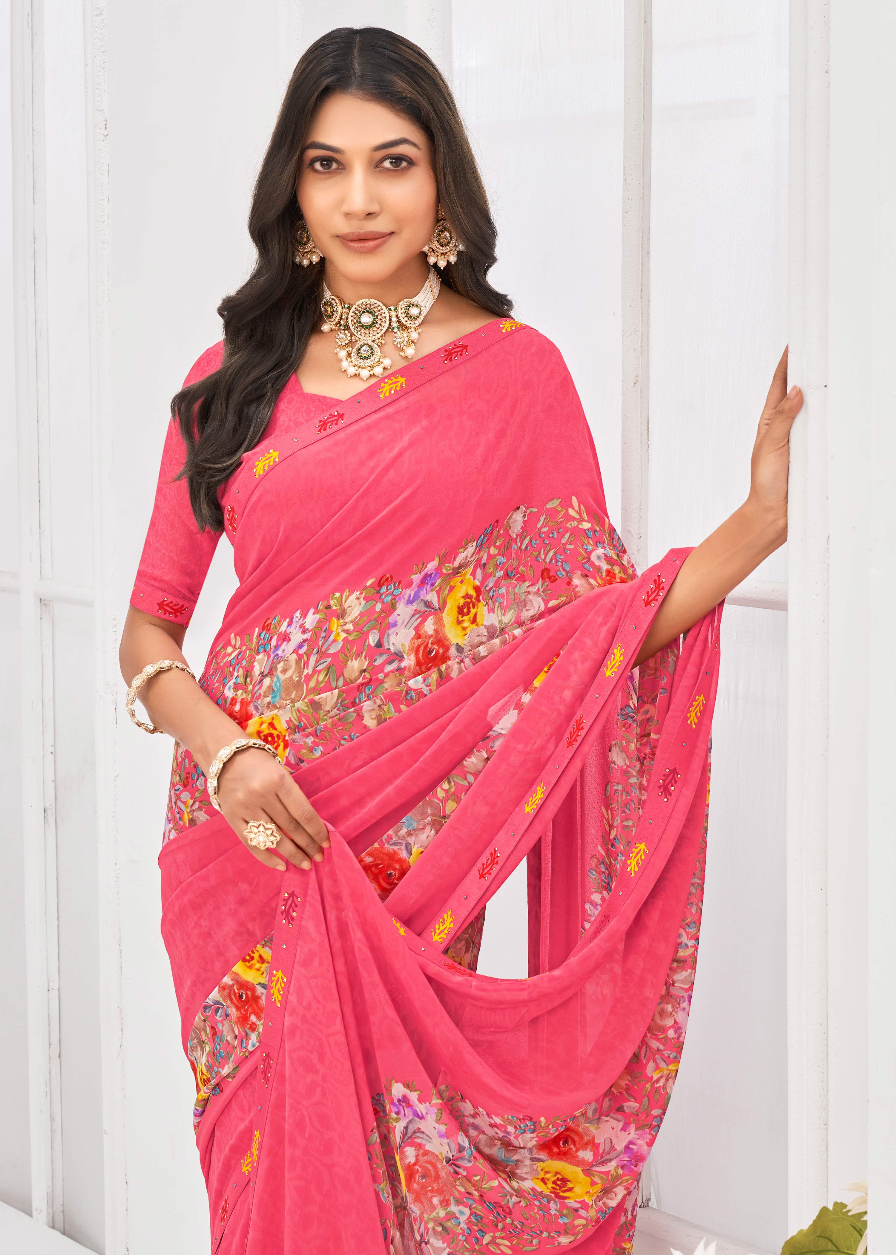 Laxmipati Dil Khushal Floral Printed Georgette Saree in Pink Color with Unstitched Blouse