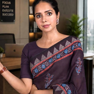 Laxmipati Power Pleats Purple Linen Geometric Printed Saree