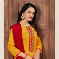Laxmipati Muslin Marigold Hand Printed Straight Cut Kurti Pant With Dupatta