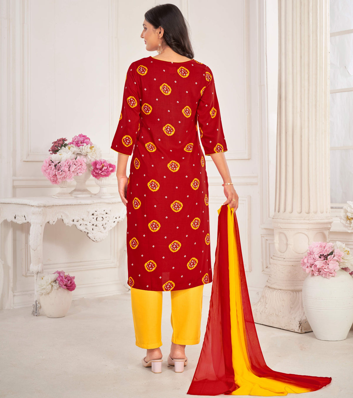 Red Muslin Printed Straight Kurta with Pant and Dupatta Set - Bandhani