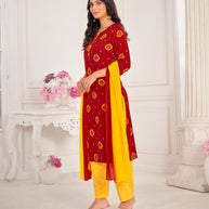 Red Muslin Printed Straight Kurta with Pant and Dupatta Set - Bandhani