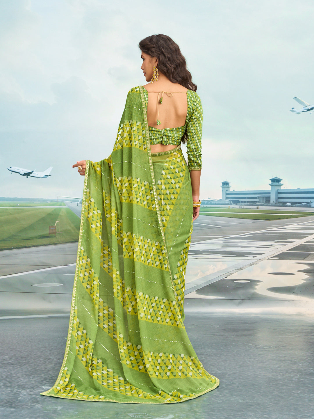 Laxmipati Raadhika Green Geometric Print Chiffon Saree