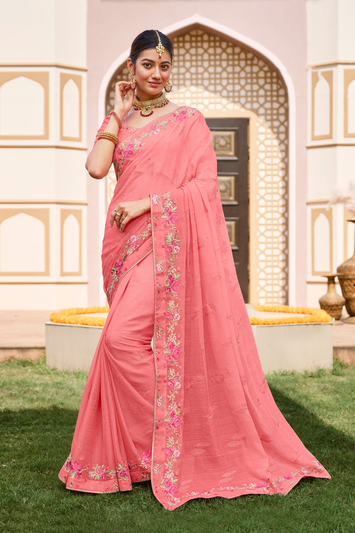 Light Pink Chiffon Saree with Classy Lace Border - Laadlee