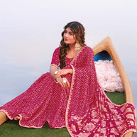 Laxmipati Madhubala Bandhani Printed Chiffon Saree in Pink Color with Unstitched Blouse