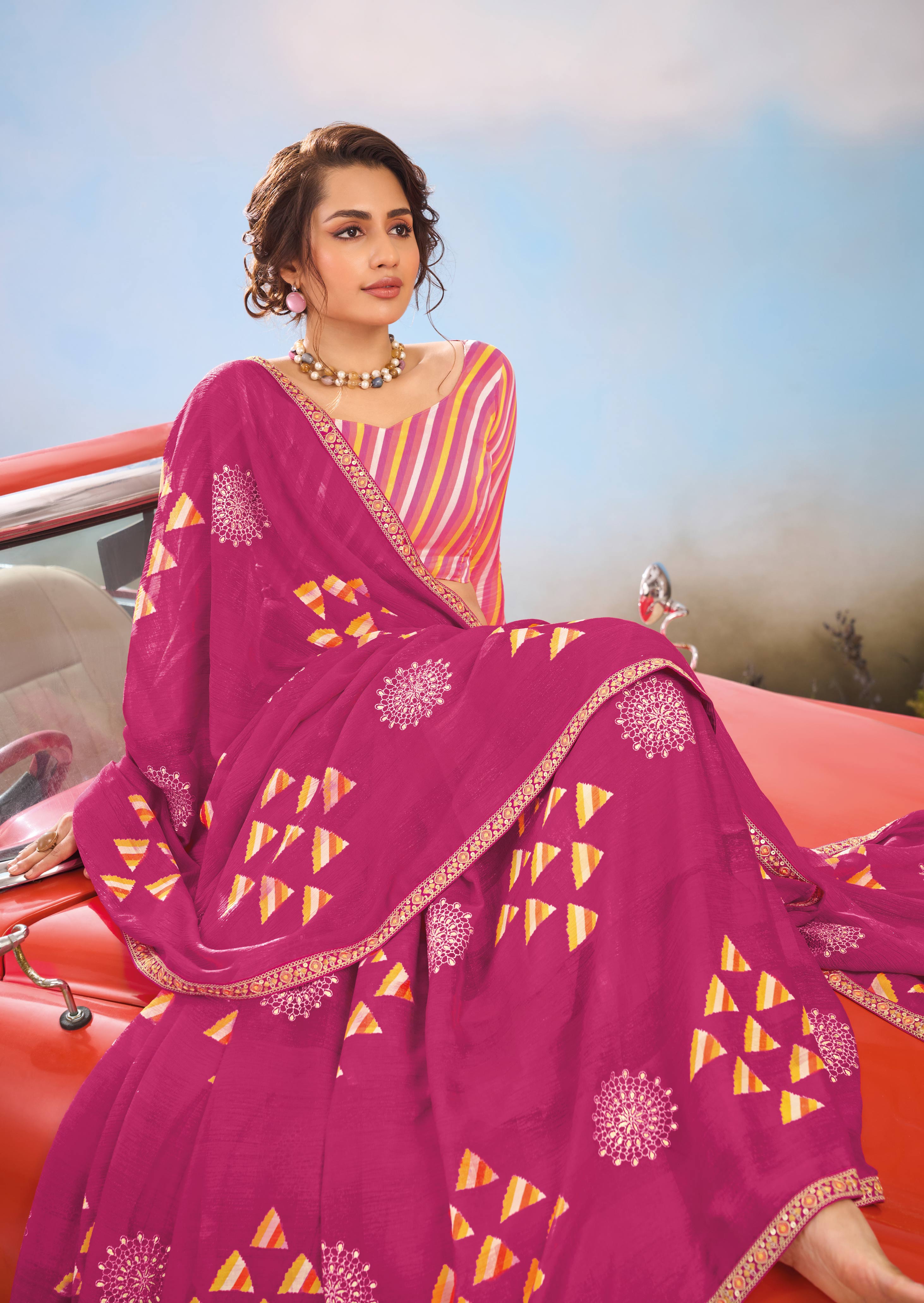 Laxmipati Baarish Geometric Printed Chiffon Saree in Pink Color with Unstitched Blouse