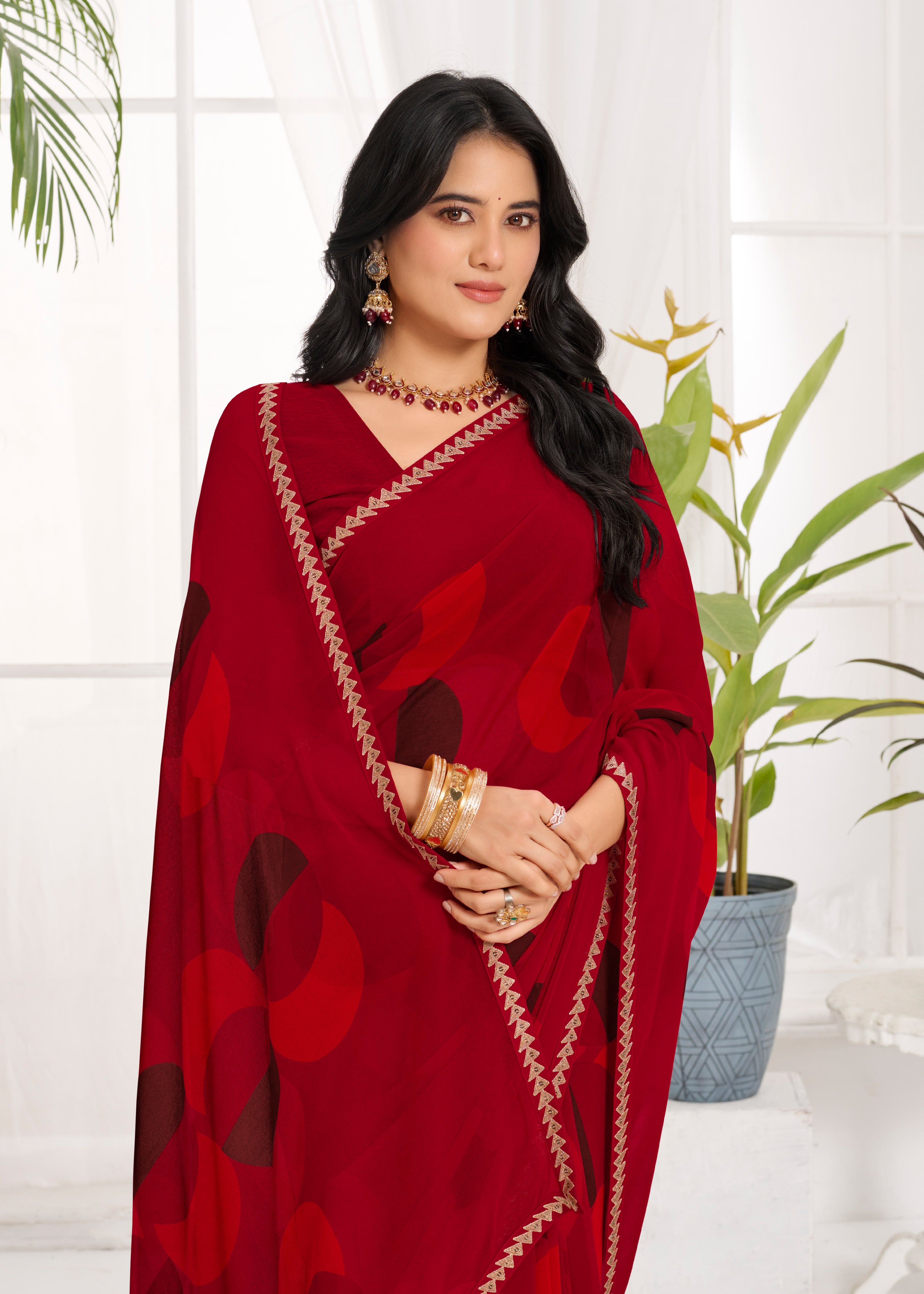 Laxmipati Purnima Geometric Georgette Printed Saree in Red Color