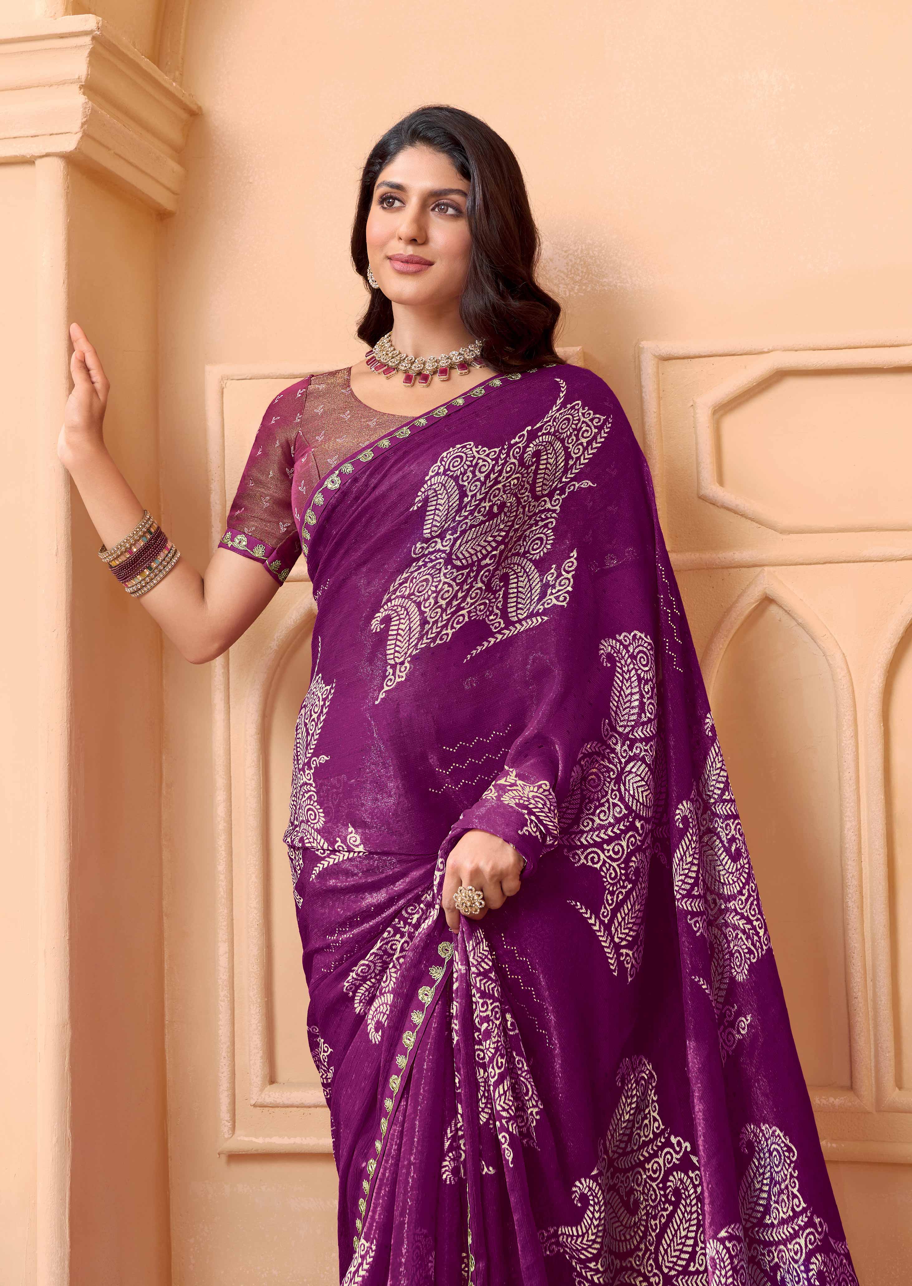 Laxmipati Tohfa Floral Printed Chiffon Saree in Purple Color