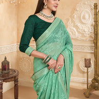  Lightweight chiffon saree look