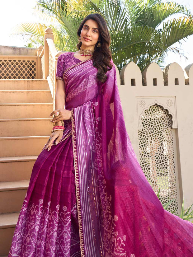 Floral print saree design detail