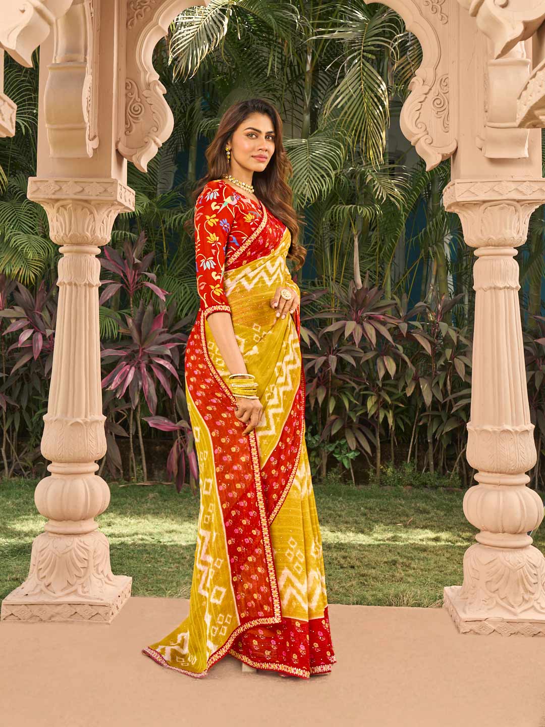  Ikkat pattern detail on mustard saree