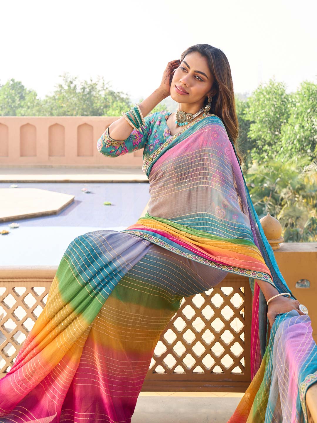 Printed striped saree styling