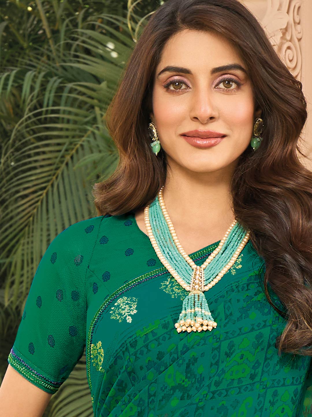 Printed green saree styling