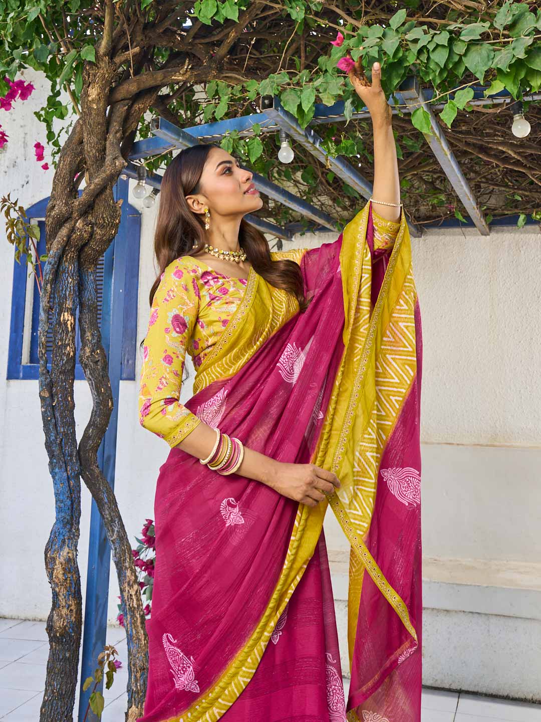 Laxmipati Rang Birangi Pink Silk Floral Printed Saree