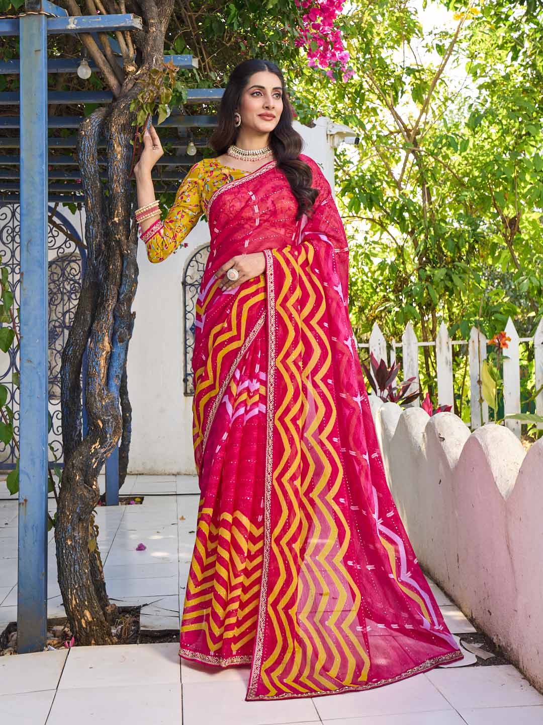 Pink chiffon geometric printed saree 