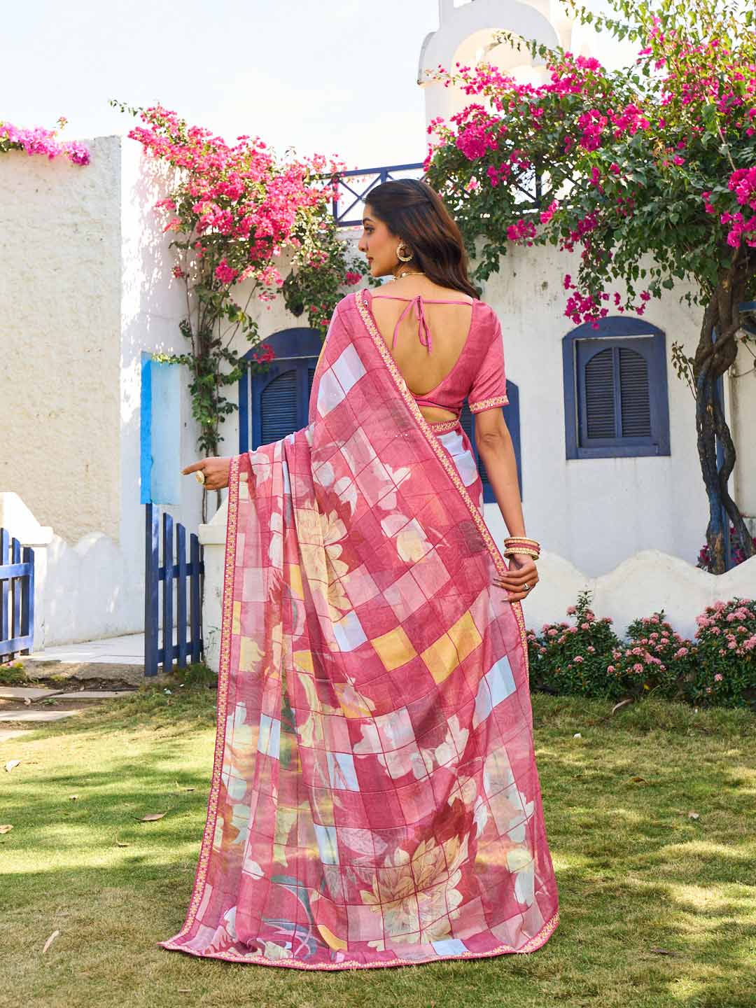 Laxmipati Rang Birangi Pink Chiffon Floral Printed Saree