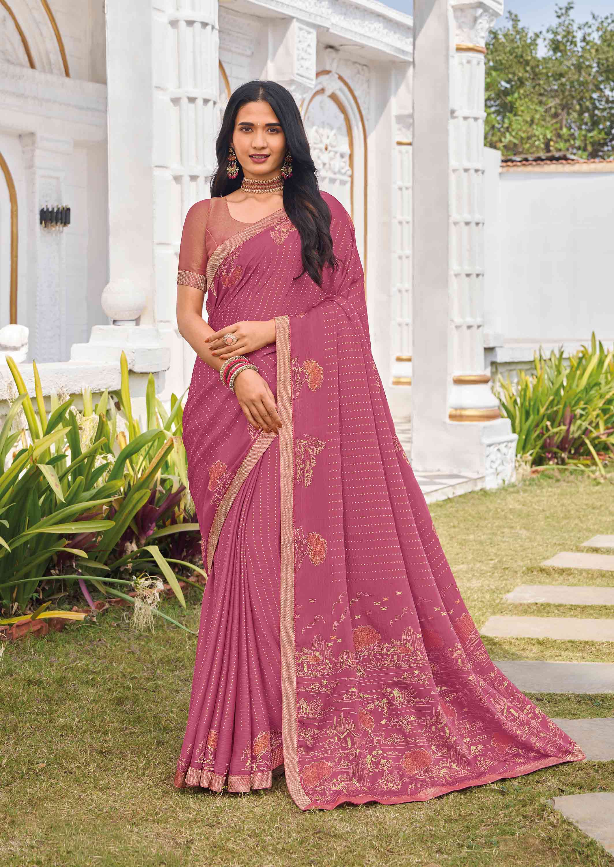 Pink silk blend floral printed saree 