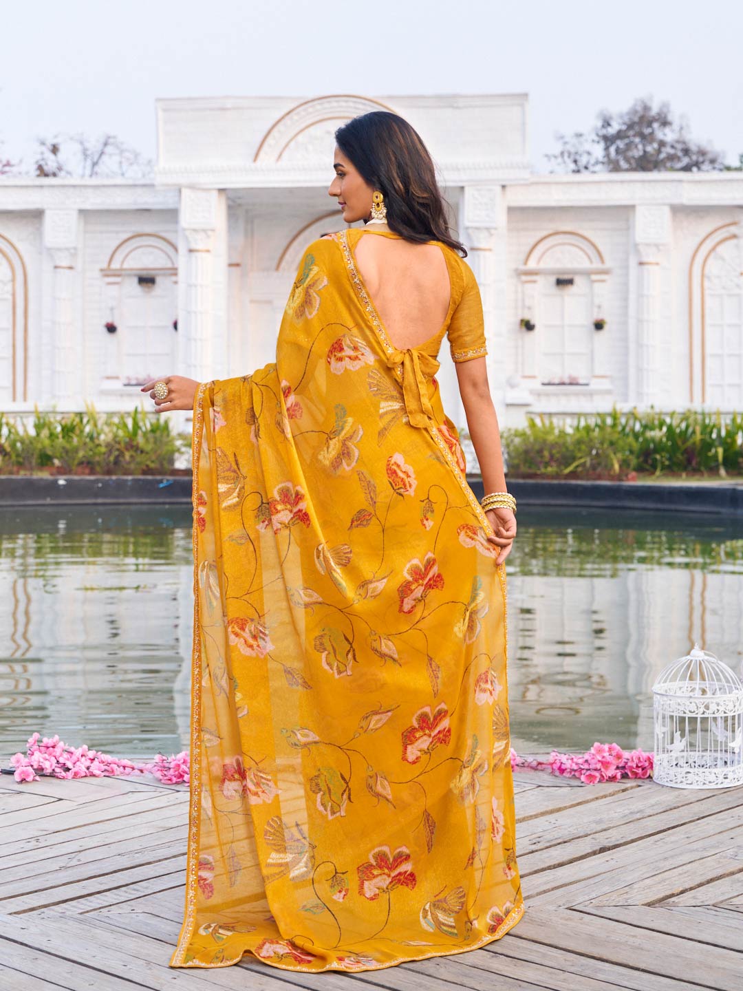 floral print saree 