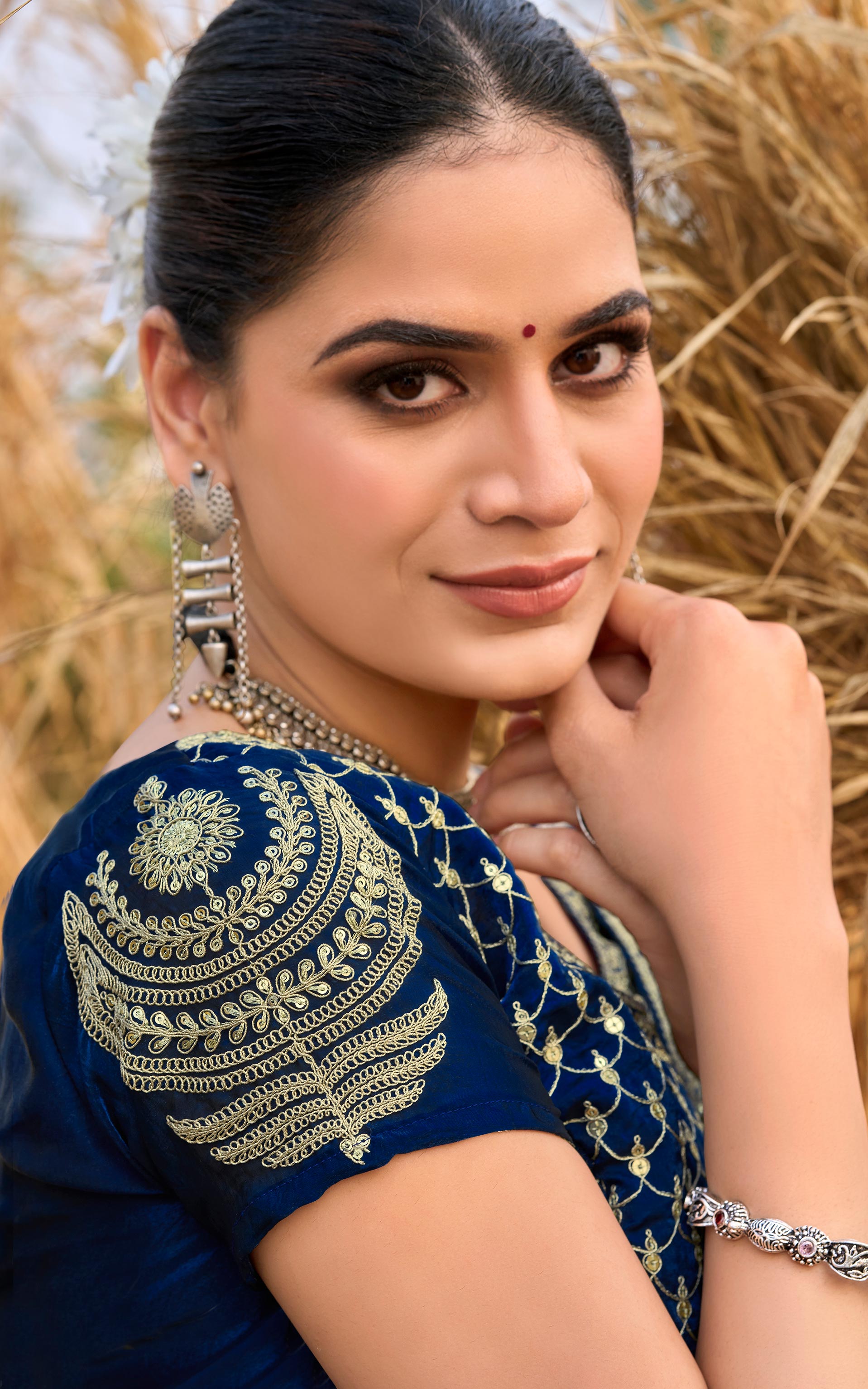 Laxmipati Khidki Blue Silk Blend Striped Embroidered Saree