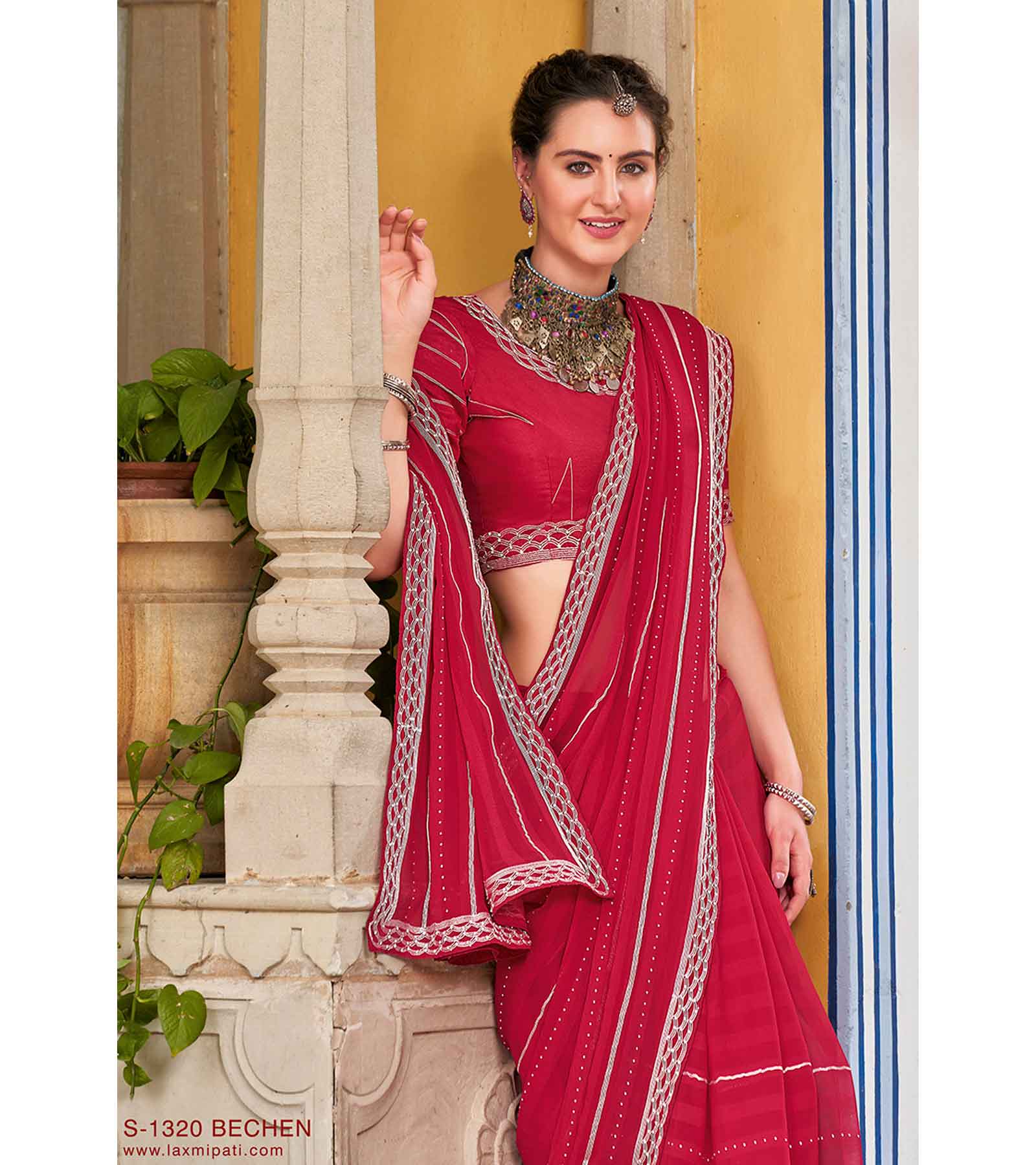 Off-White And Red Color Banarasi Silk Saree | Saree designs, Indian bridal  outfits, Saree