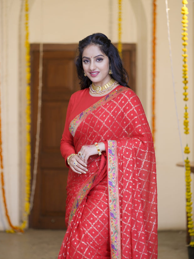 Deepika Singh in Chiffon Signature Red Saree by Laxmipati
