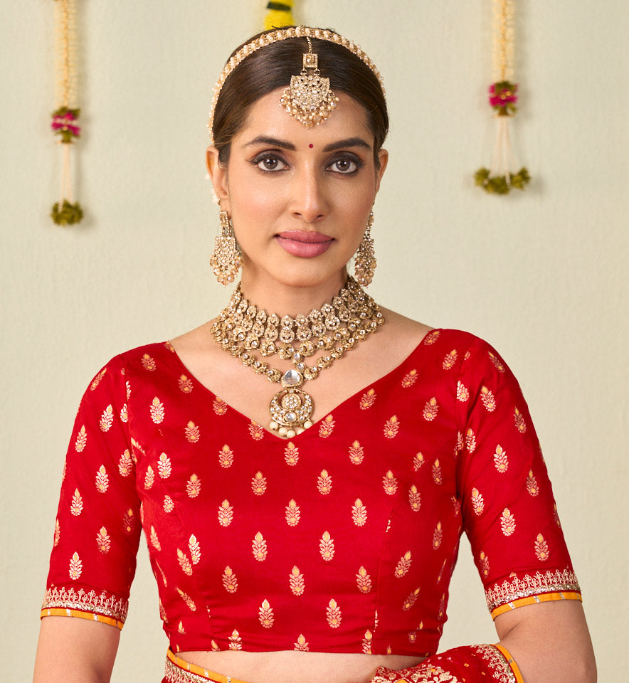 red colour saree