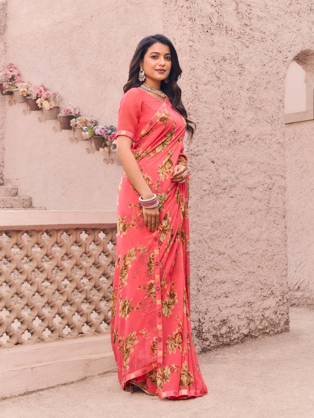 stylish pink designer saree