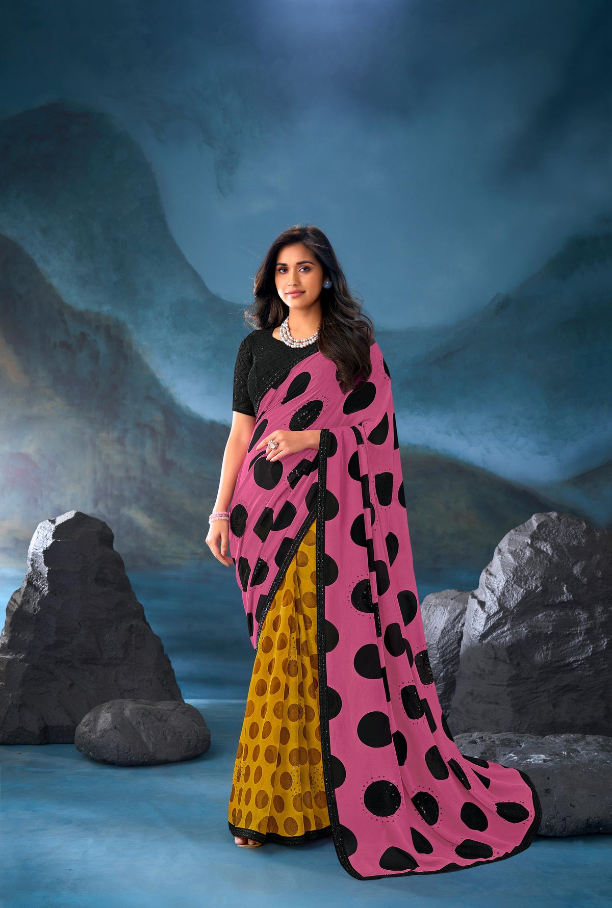 Pink geometric printed georgette saree daily wear