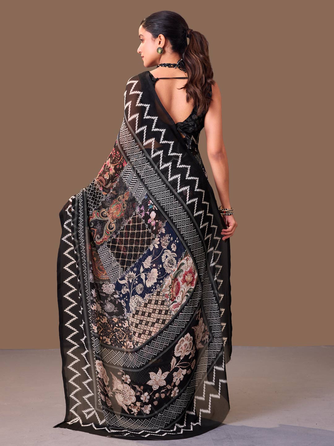 Laxmipati Dillagi Black Georgette Floral Saree