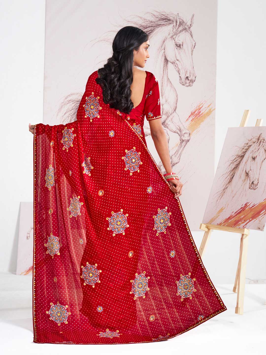 Laxmipati Murli Red Silk Blend Floral Saree