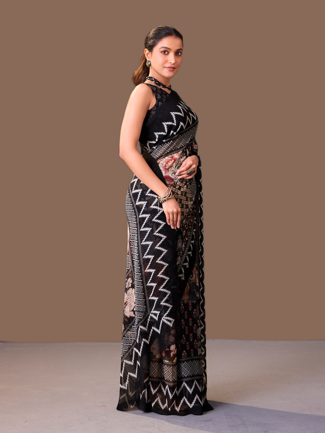 Laxmipati Dillagi Black Georgette Floral Saree