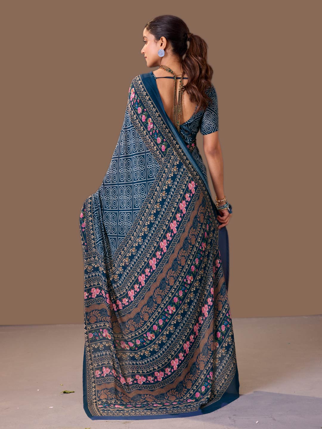 Laxmipati Dillagi Navy Blue Georgette Floral Saree