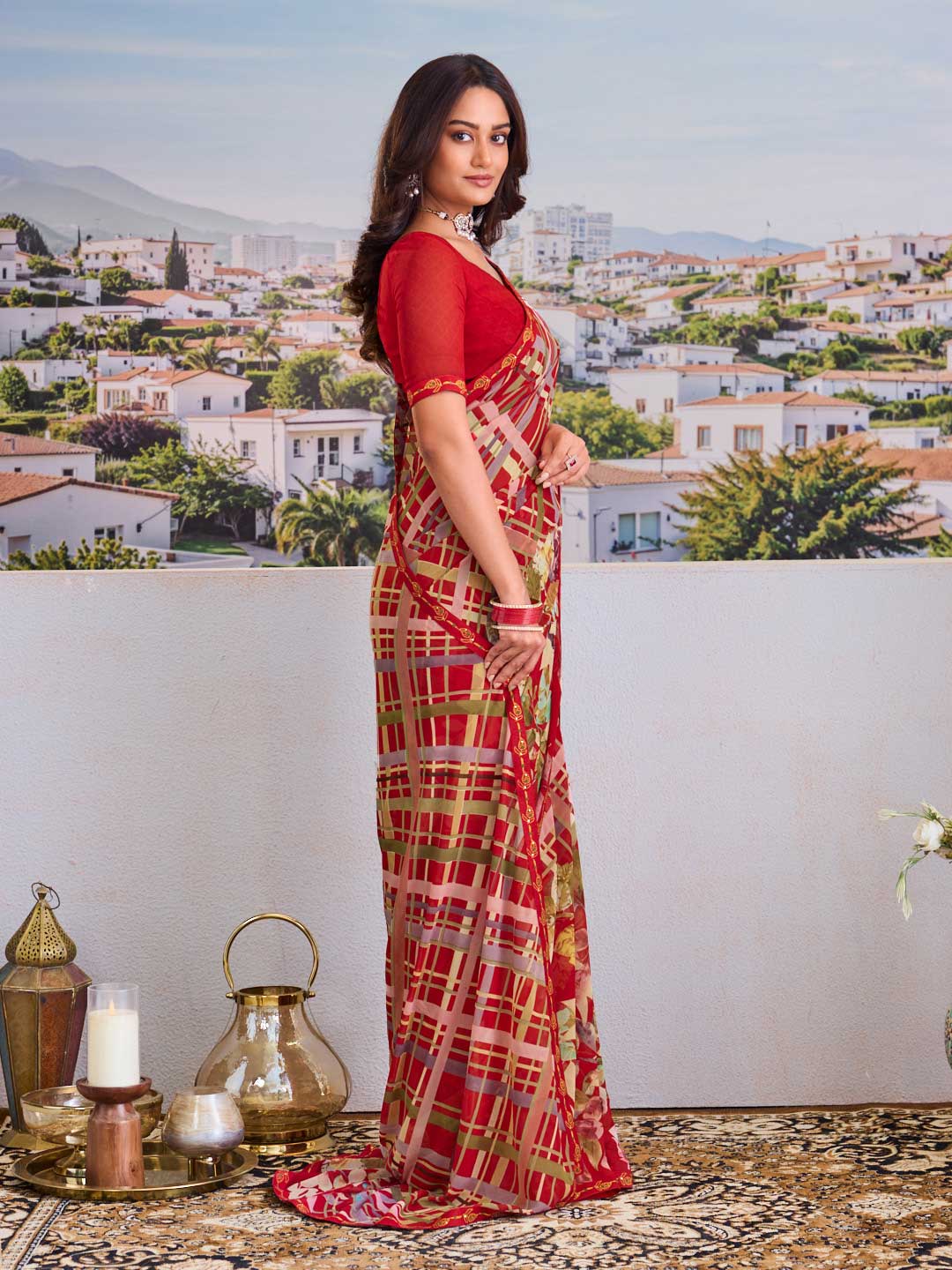 Stylish red georgette saree