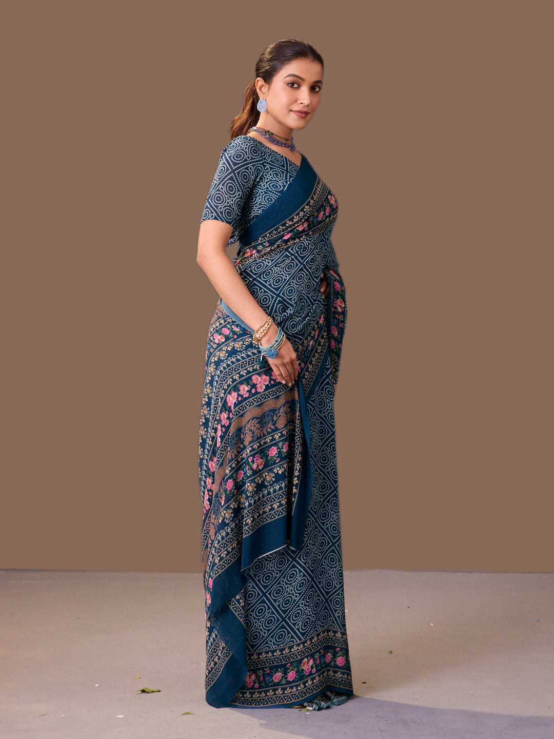 Laxmipati Dillagi Navy Blue Georgette Floral Saree