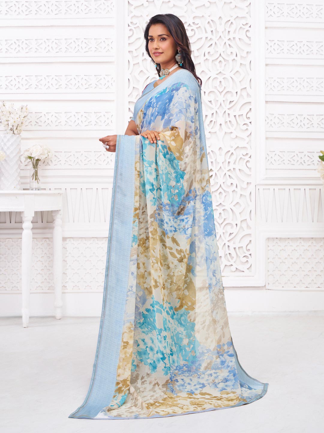 blue saree for summer styling