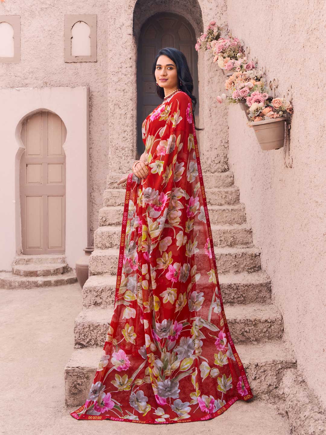 red saree for wedding wear