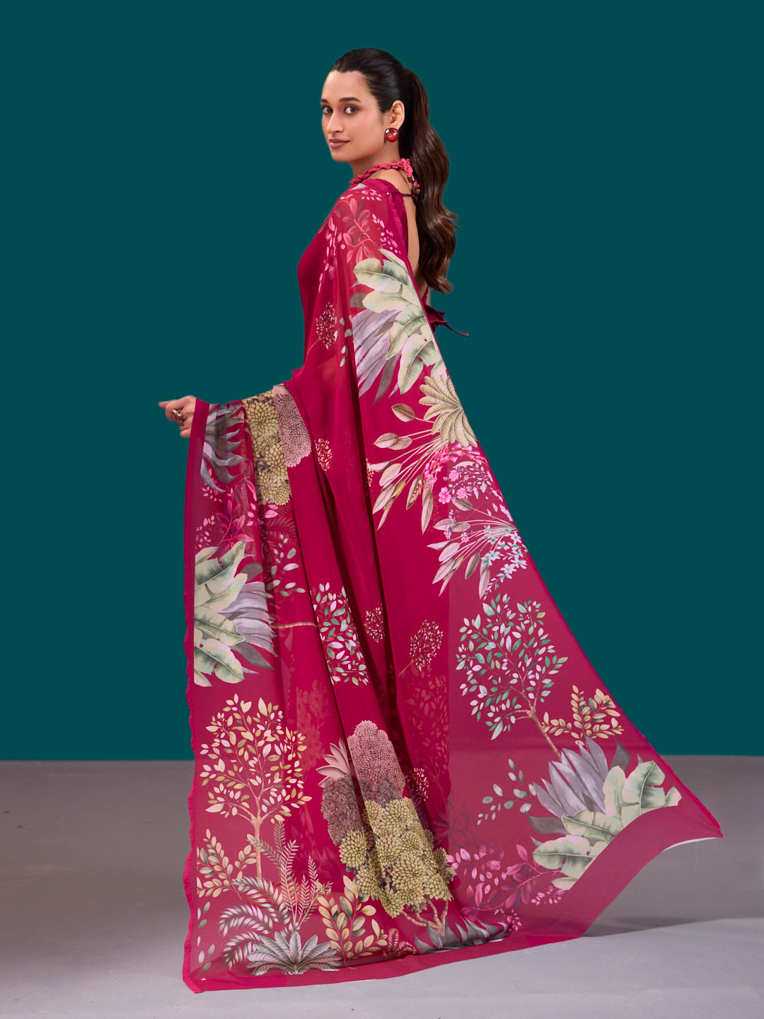 Laxmipati Dillagi Pink Georgette Floral Saree