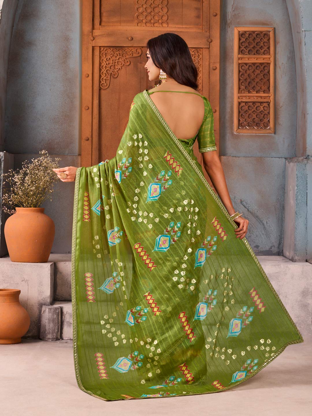 Green geometric printed Silk Blend saree festive wear