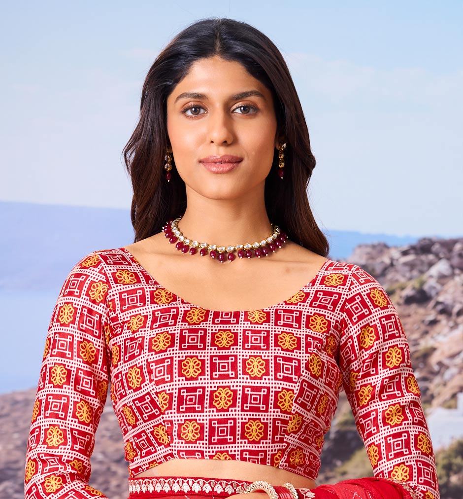 red saree