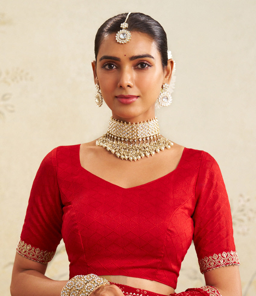 red colour saree