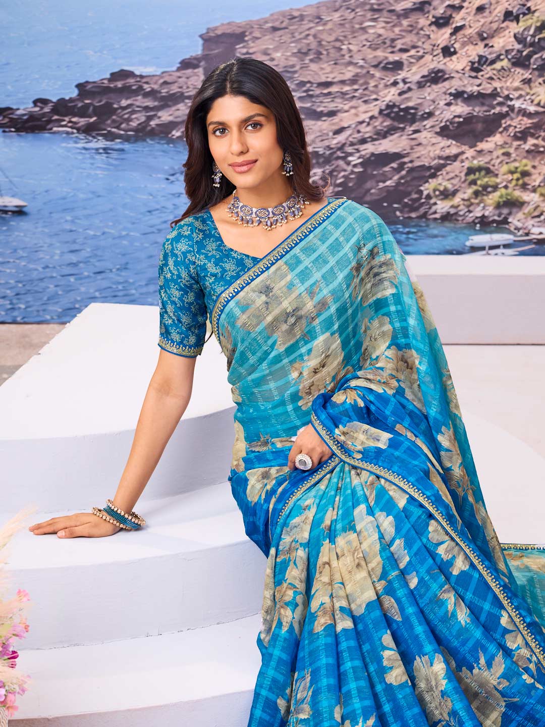 Blue chiffon saree elegant look