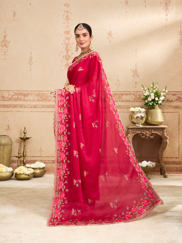 red colour saree
