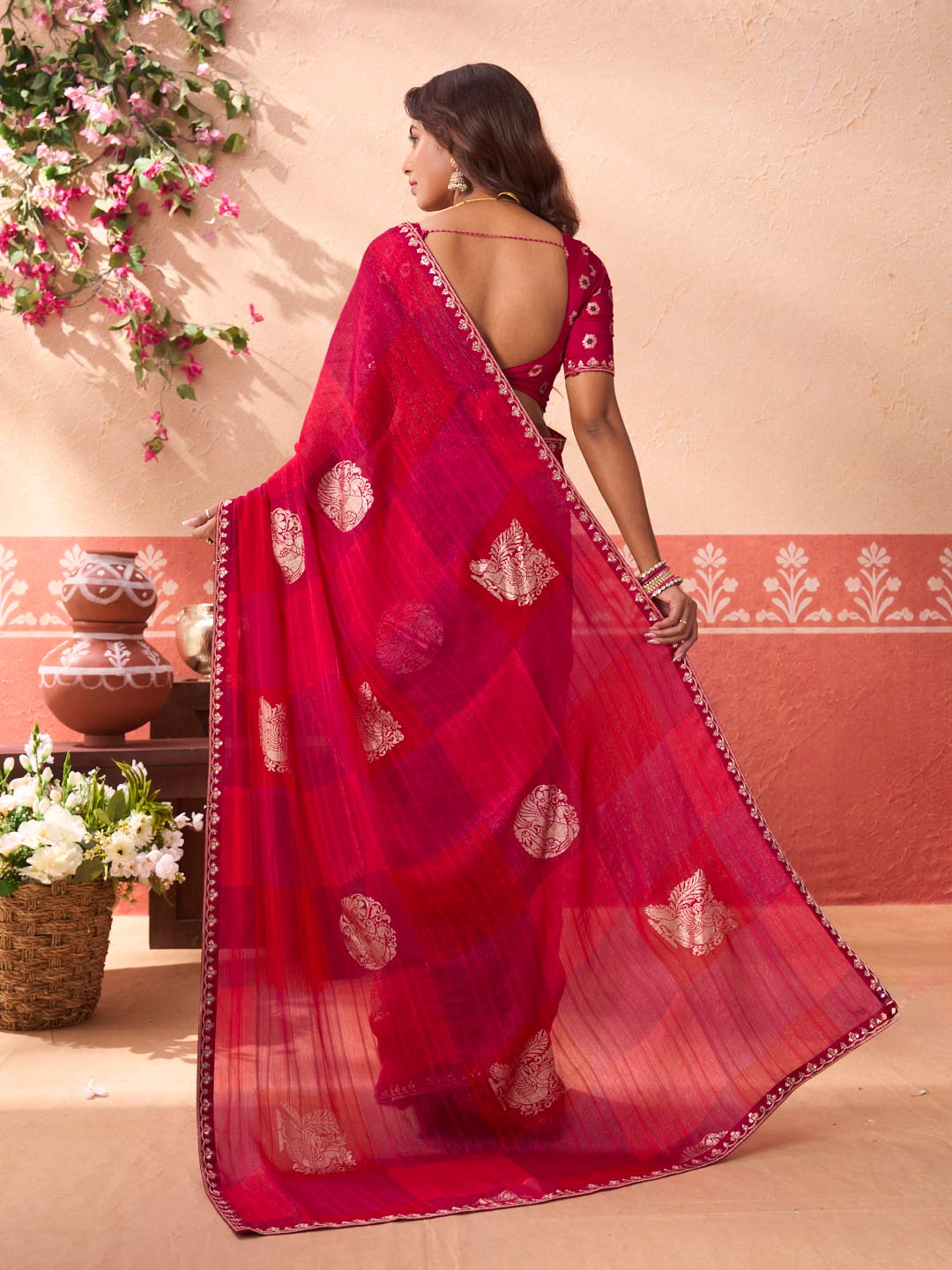 Pink geometric printed silk blend saree party wear