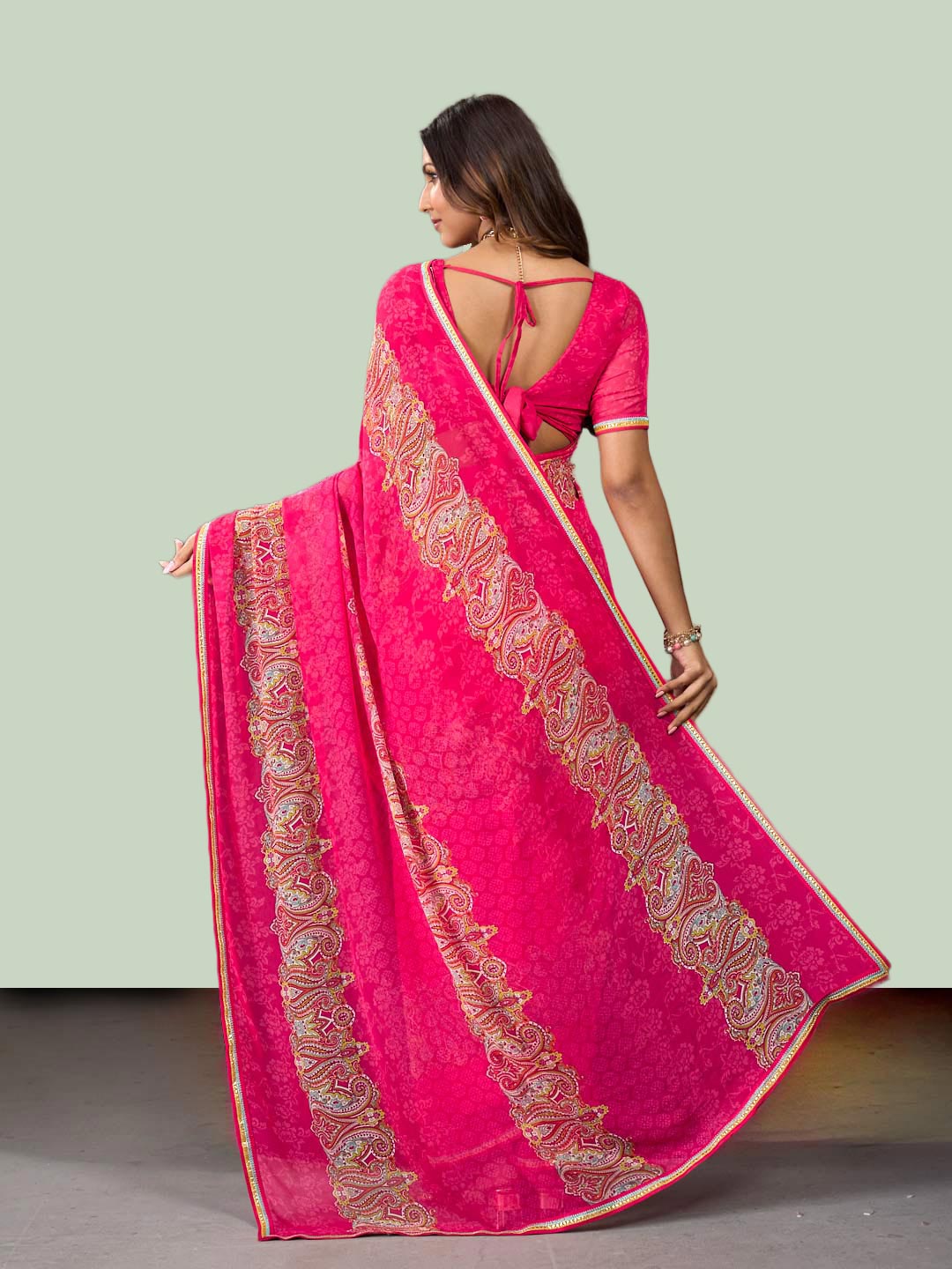 Laxmipati Rudramala Pink Georgette Floral Printed Saree