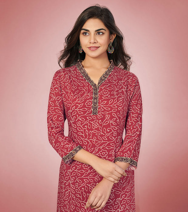 Laxmipati Rayon Maroon  Straight Cut Kurti With Palazzo & Mask