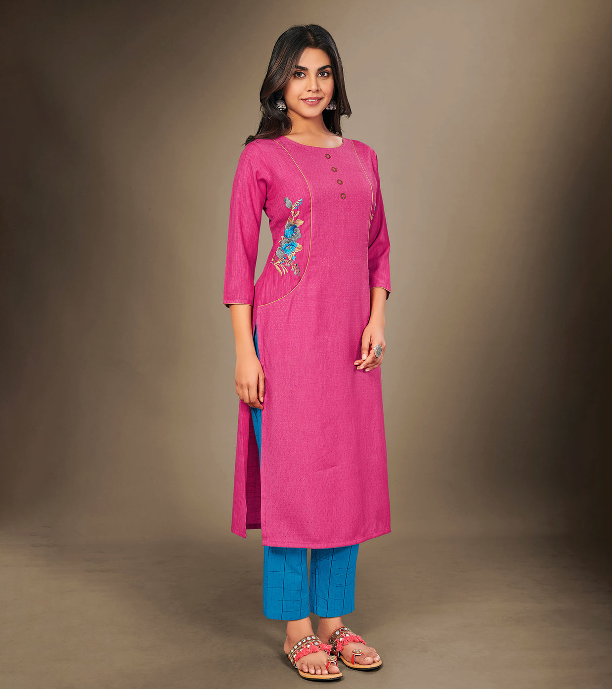 Laxmipati Cotton Viscose  Preety Pink Straight Cut Kurti With Mask